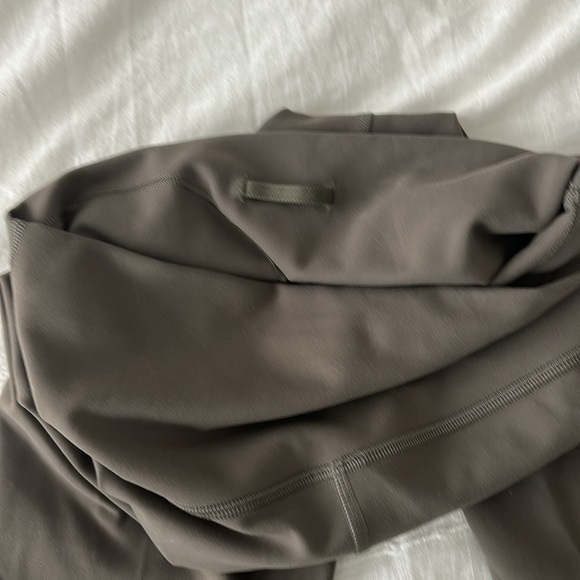 Lululemon Wunder Train High Rise - Carob Brown, Size 4, 28” Length - Picture 8 of 11